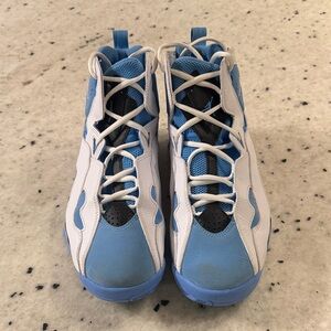 Air Jordan 6 UNC University Blue – Men’s Size 10 – Used